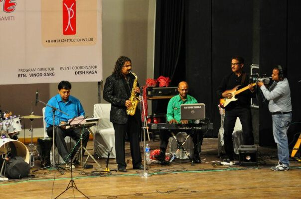 live instrumental band tripoli lebanon