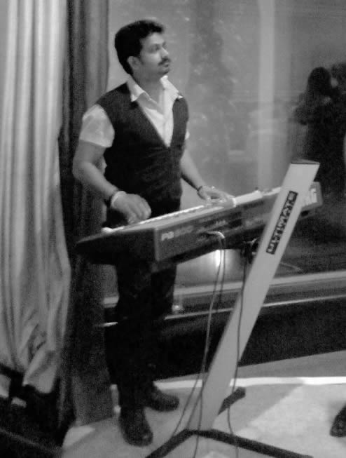 indian keyboard players tripoli lebanon