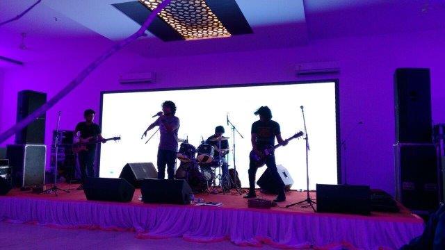 famous live band tripoli lebanon