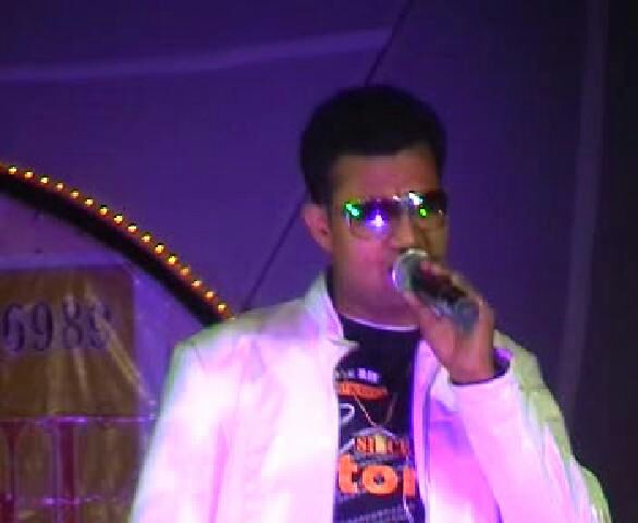 professional male singer tripoli lebanon
