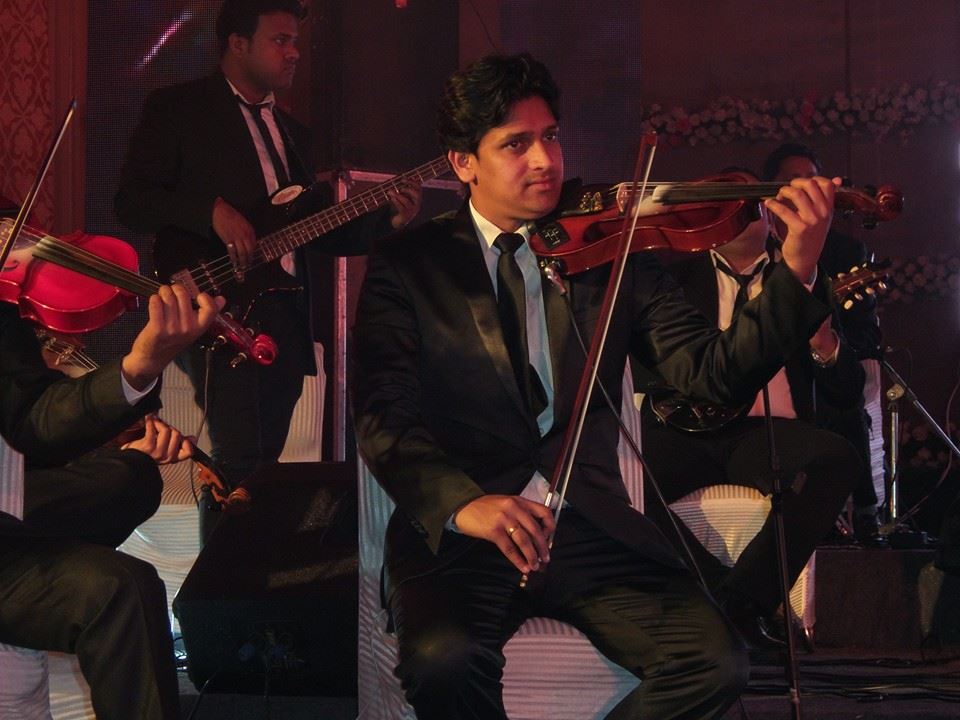 male violin players tripoli lebanon